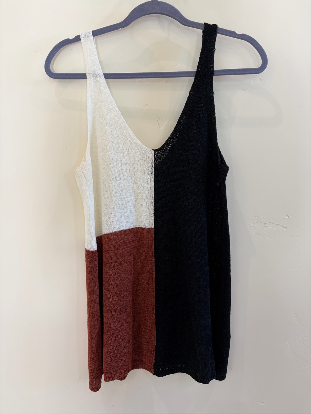 Colorblock Knit Tank Top - Black, White & Rust